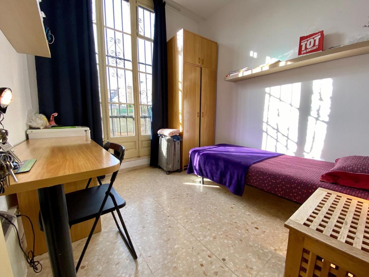 Barcelona Housing Recommend For Students Apartment Bagian luar foto