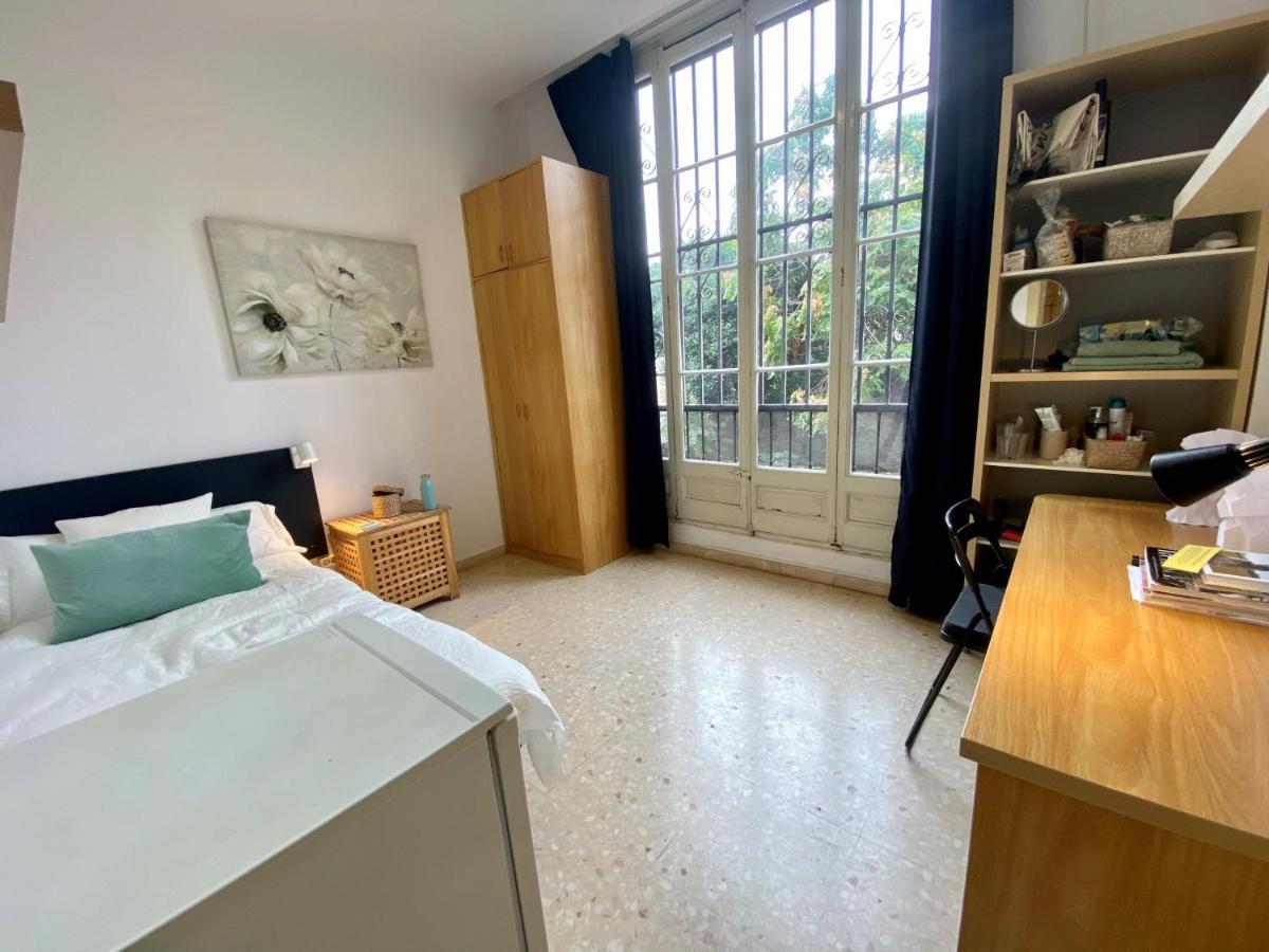 Barcelona Housing Recommend For Students Apartment Bagian luar foto